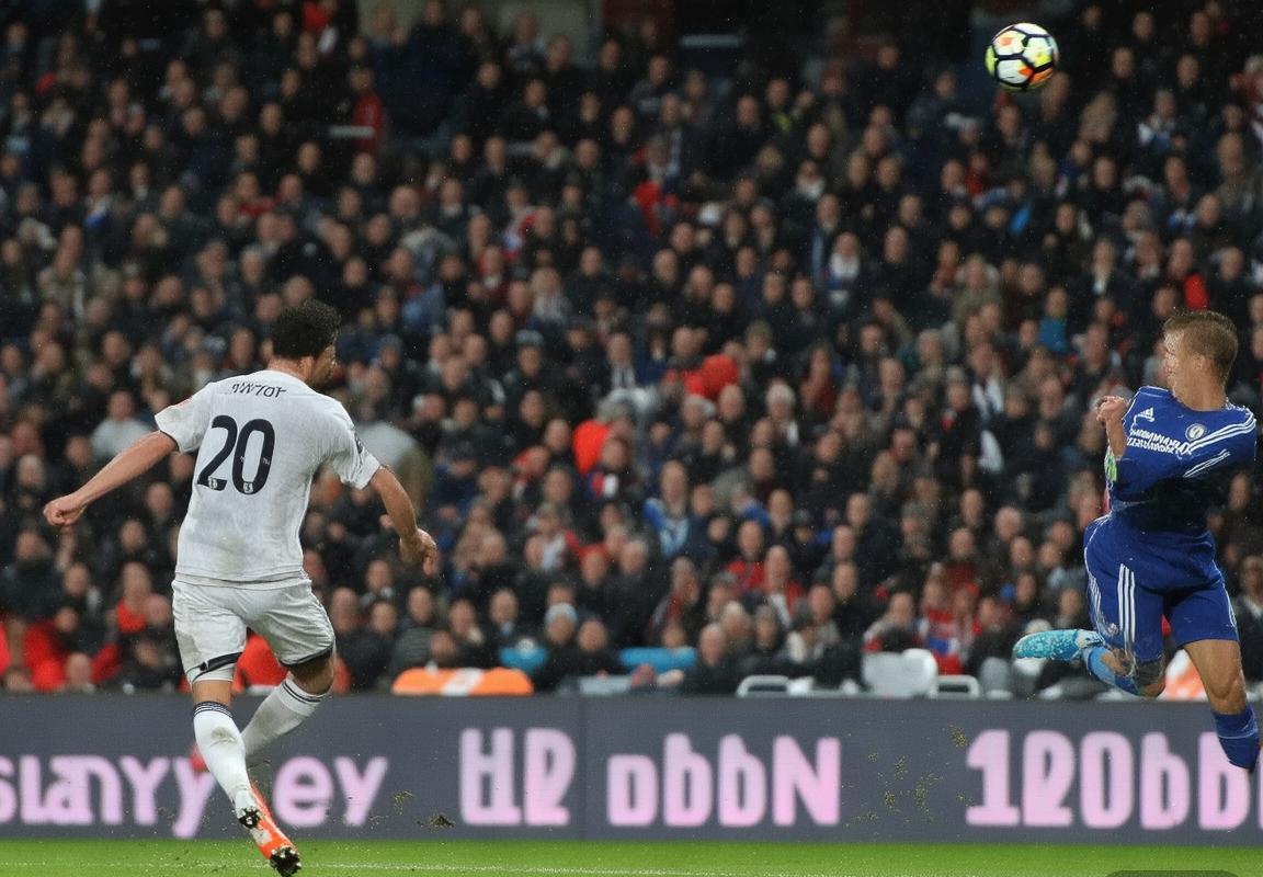 莱切特VS切尔西：巅峰对决战术解析与胜利揭秘(图2)